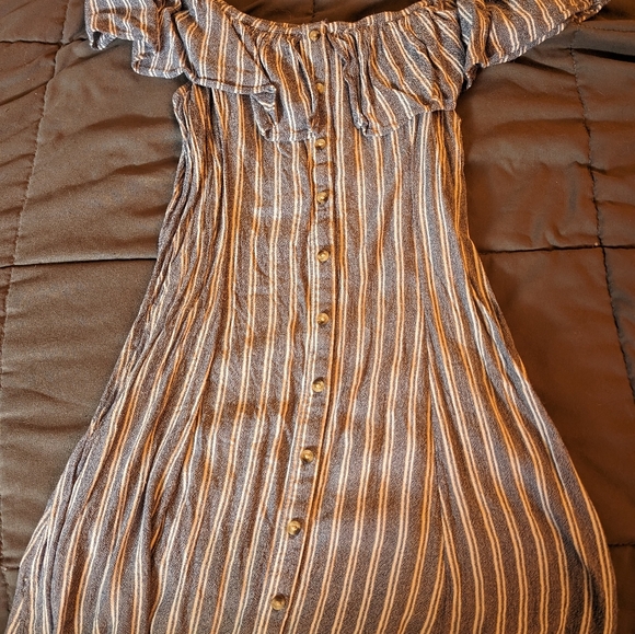 Dresses & Skirts - American eagle dress size M